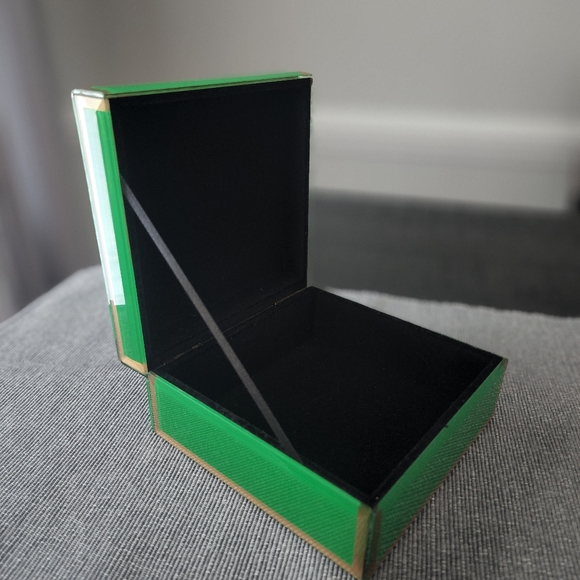 Jewelry green box - Picture 2 of 2